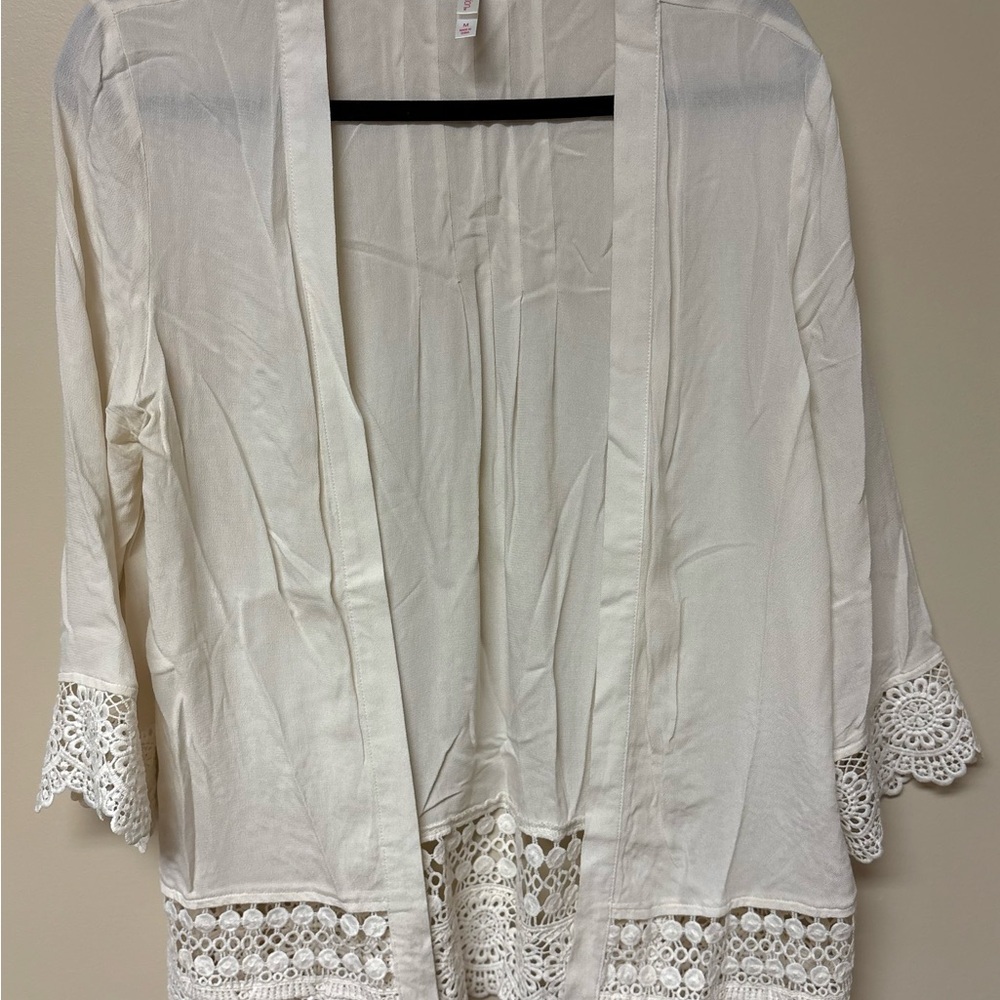 Xhilaration Cream Kimono with Lace Detail